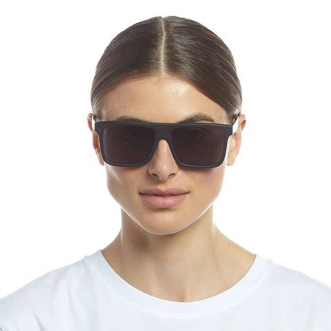 Booster Sunnies